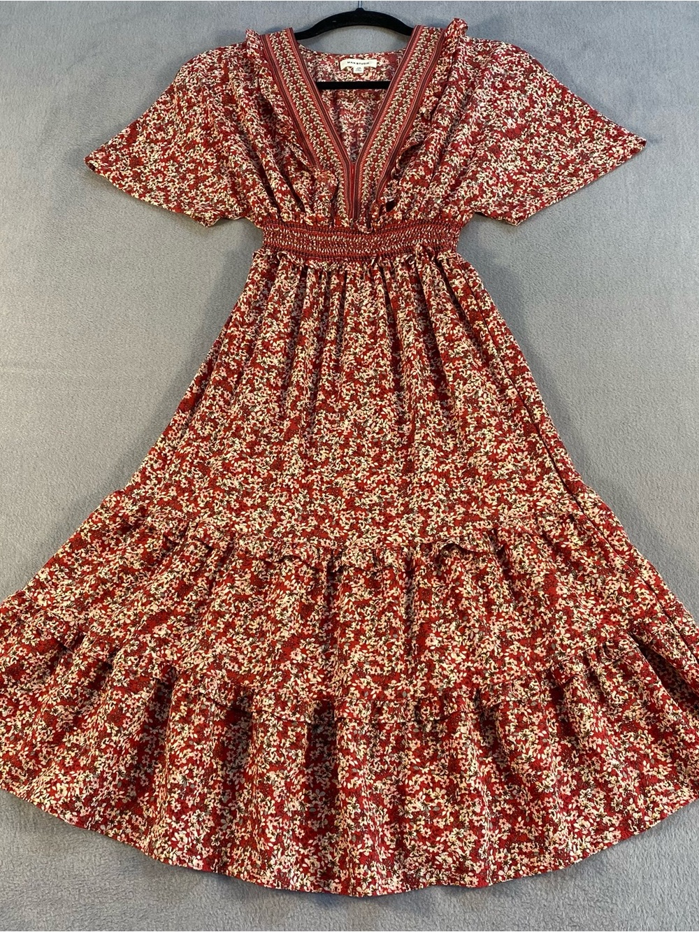 Max Studio women’s Floral Red & beige Smocked Waist Tiered Midi Dress, size XS